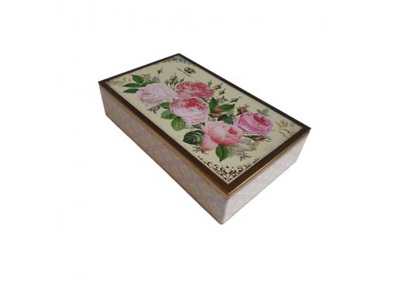 Nostalgia Roses Tin