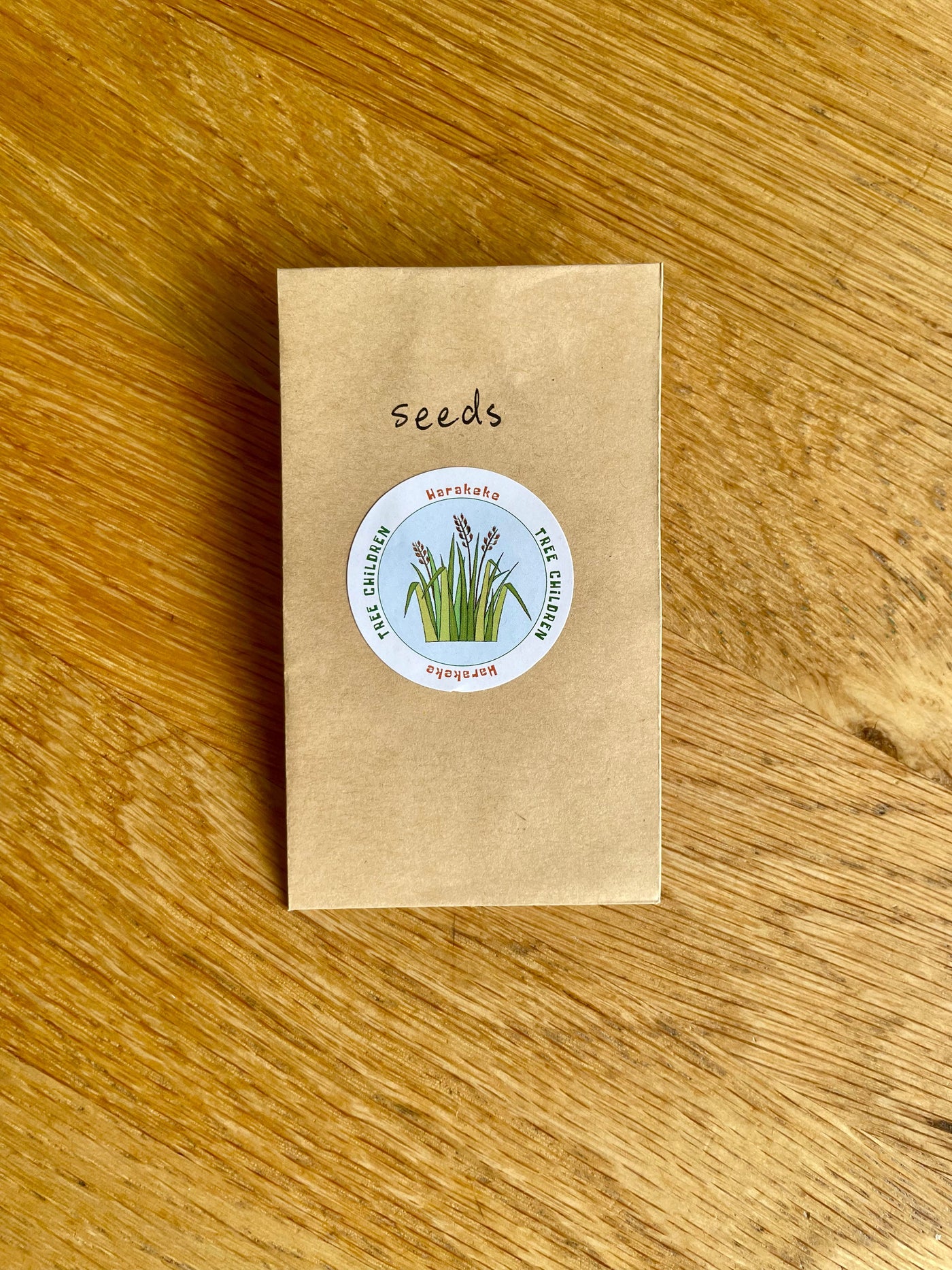 Harakeke Educational Nature Box | Tree Children