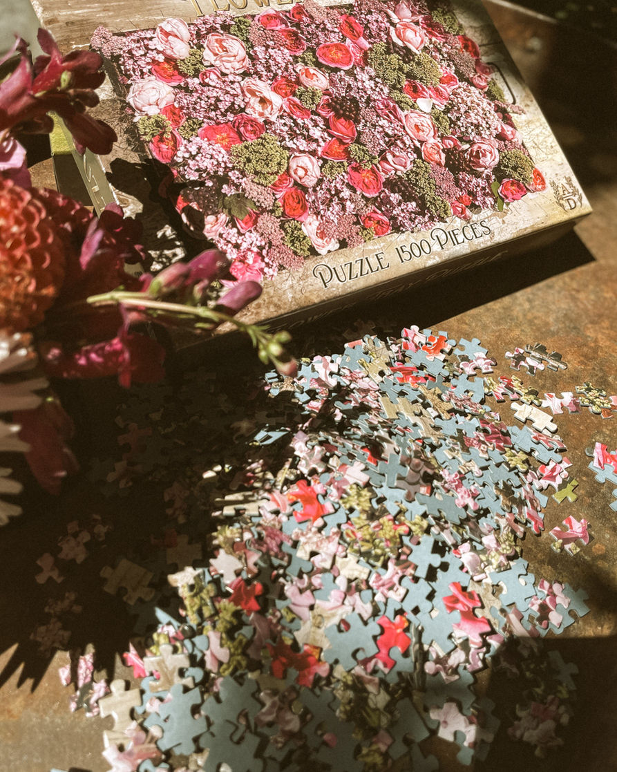 Flower Tray Puzzle | 1500 Pieces