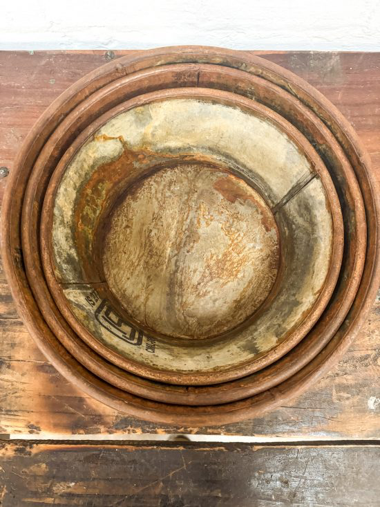 Classic Aged Iron Round Bowls | Set Of 3