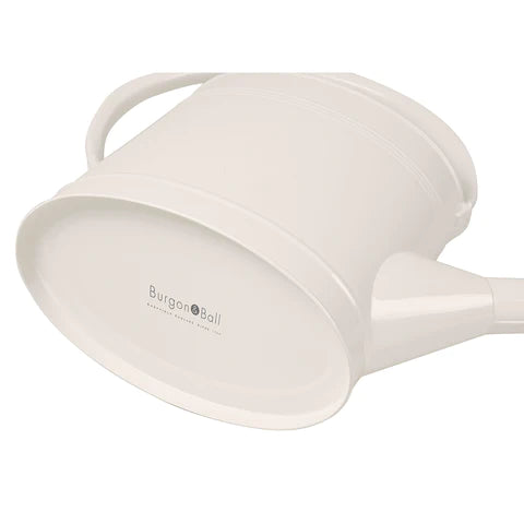 Puriri Lane | 5L Waterfall Watering Can | Burgon & Ball