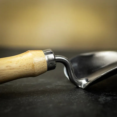 Puriri Lane | Stainless Planting Trowel | Burgon & Ball