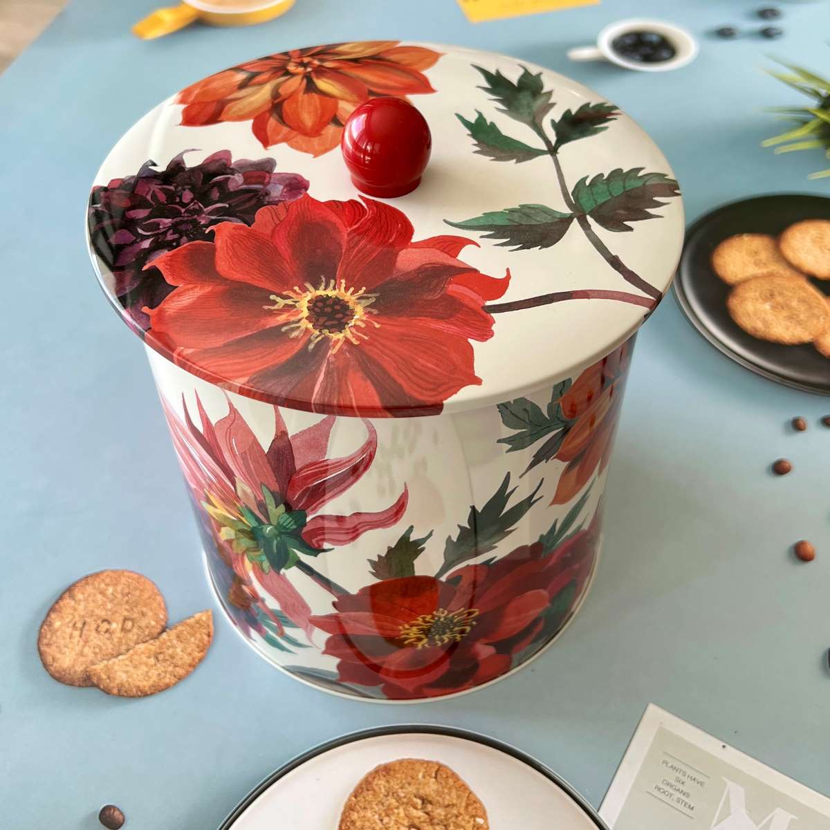 Puriri Lane | Flowers Biscuit Barrel | Emma Bridgewater