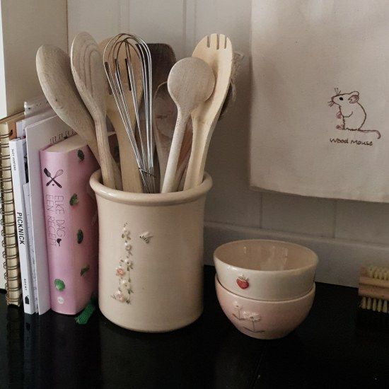 Puriri Lane | Jane Hogben | Utensil Holder 