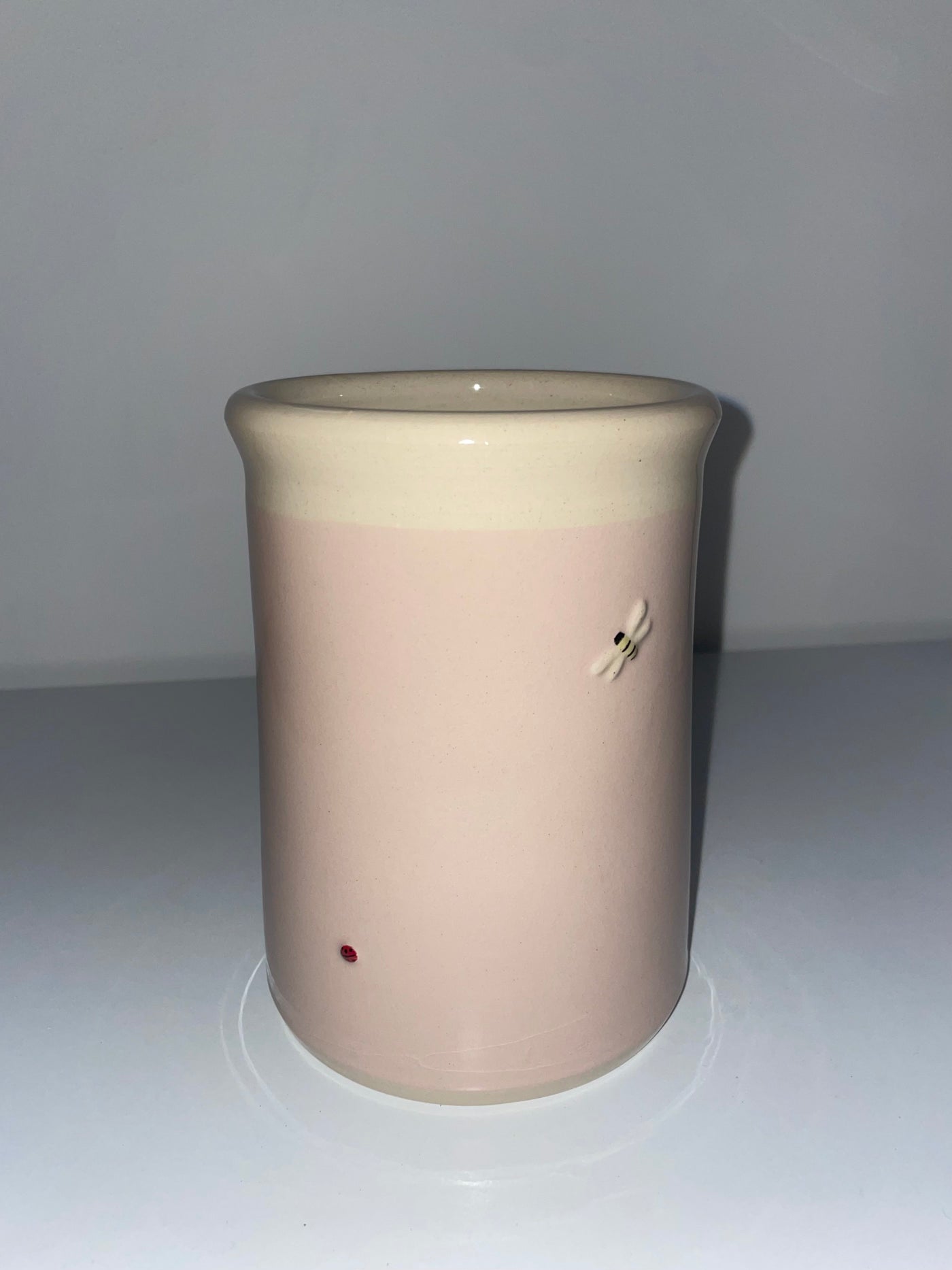 Puriri Lane | Jane Hogben | Utensil Holder | Pink | Bee and Ladybird