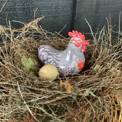 Puriri Lane | Happy Hen | Harriet