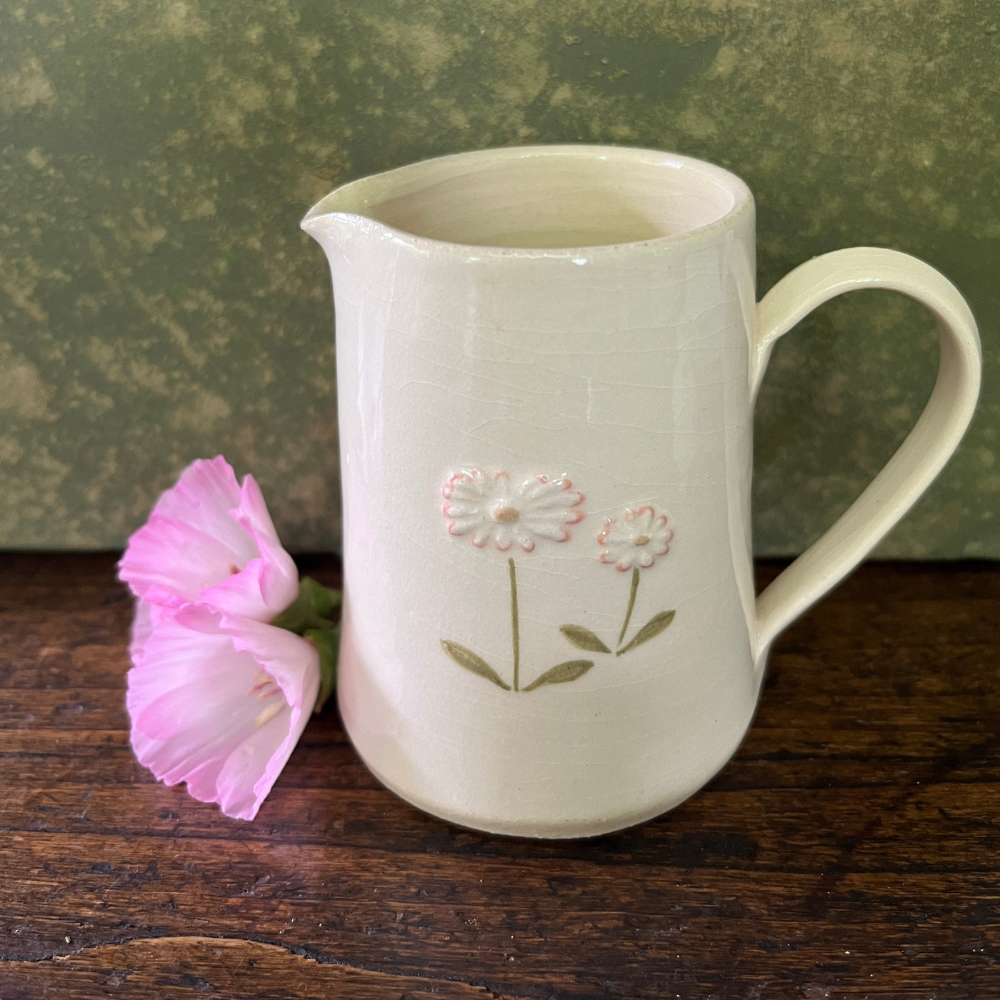 Puriri Lane | Jane Hogben | Cream Daisies