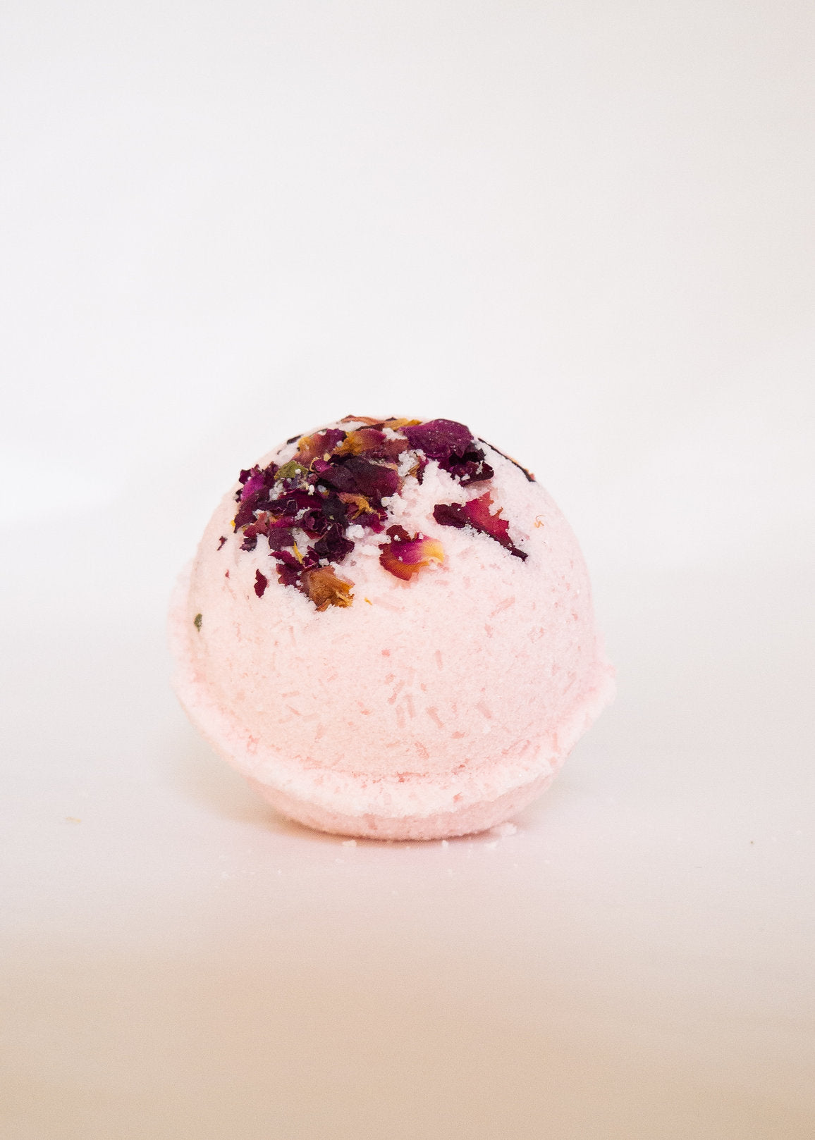 Puriri Lane |  Botanical | Rose & Himalayan Salt | Bath Bomb