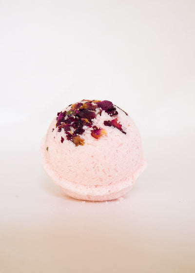 Puriri Lane |  Botanical | Rose & Himalayan Salt | Bath Bomb